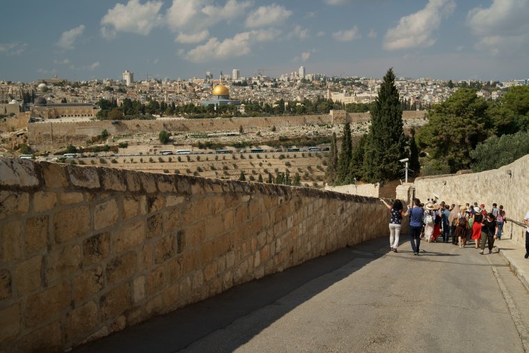 Jeruzalm - sestup z Olivetsk hory do dol Cedronu
